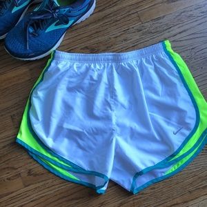 Nike Dri-Fit Women’s running shorts EUC SZ M